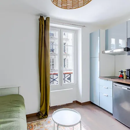 Refait à Neuf 2 Pers Bastille - Oberkampf *